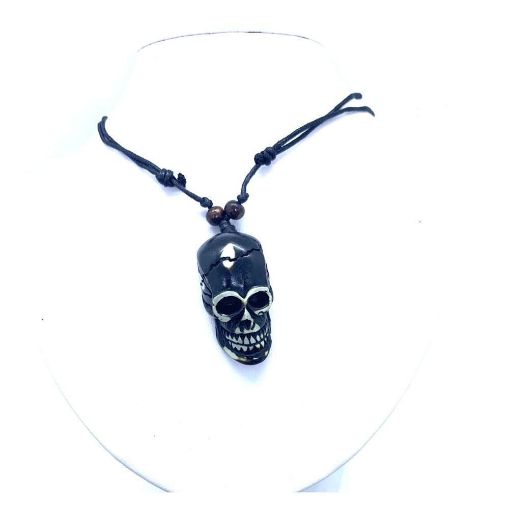 Skull Ox-Bone Leather Necklace.